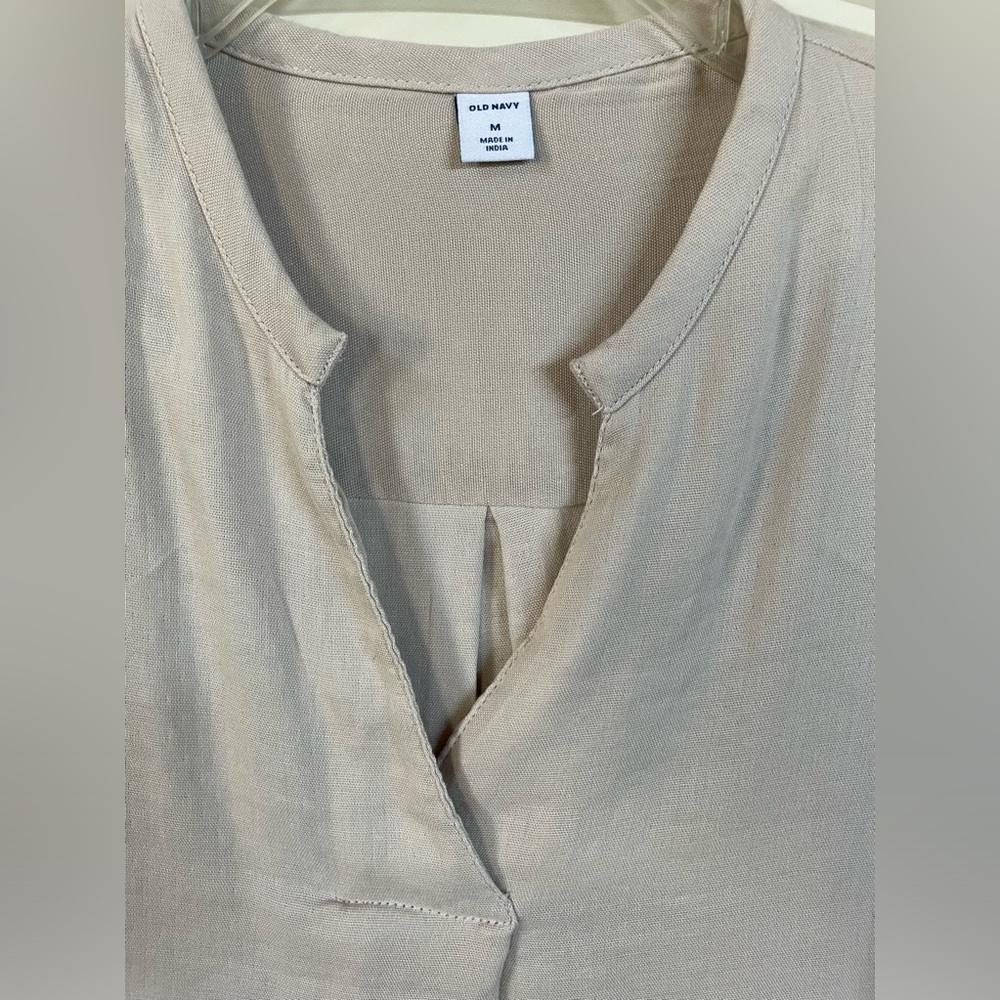 Linen blouse - Picture 2 of 4